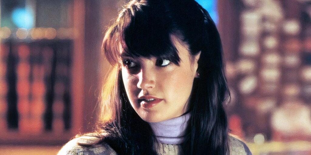 phoebe-cates-as-kate-in-gremlins-1.jpg