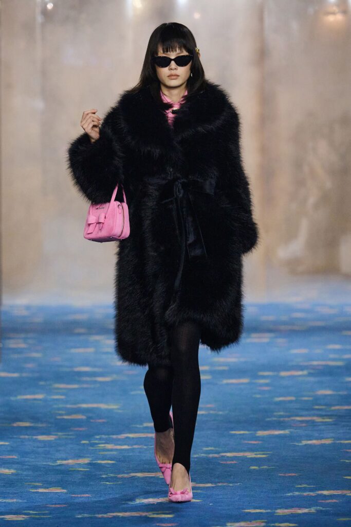 00001-shushu-tong-fall-2026-ready-to-wear-shanghai-credit-brand.jpg