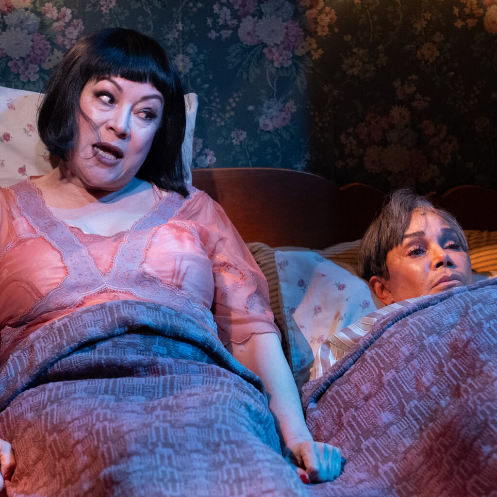 01cul-off-broadway-1-wzkj-mediumSquareAt3X.jpg