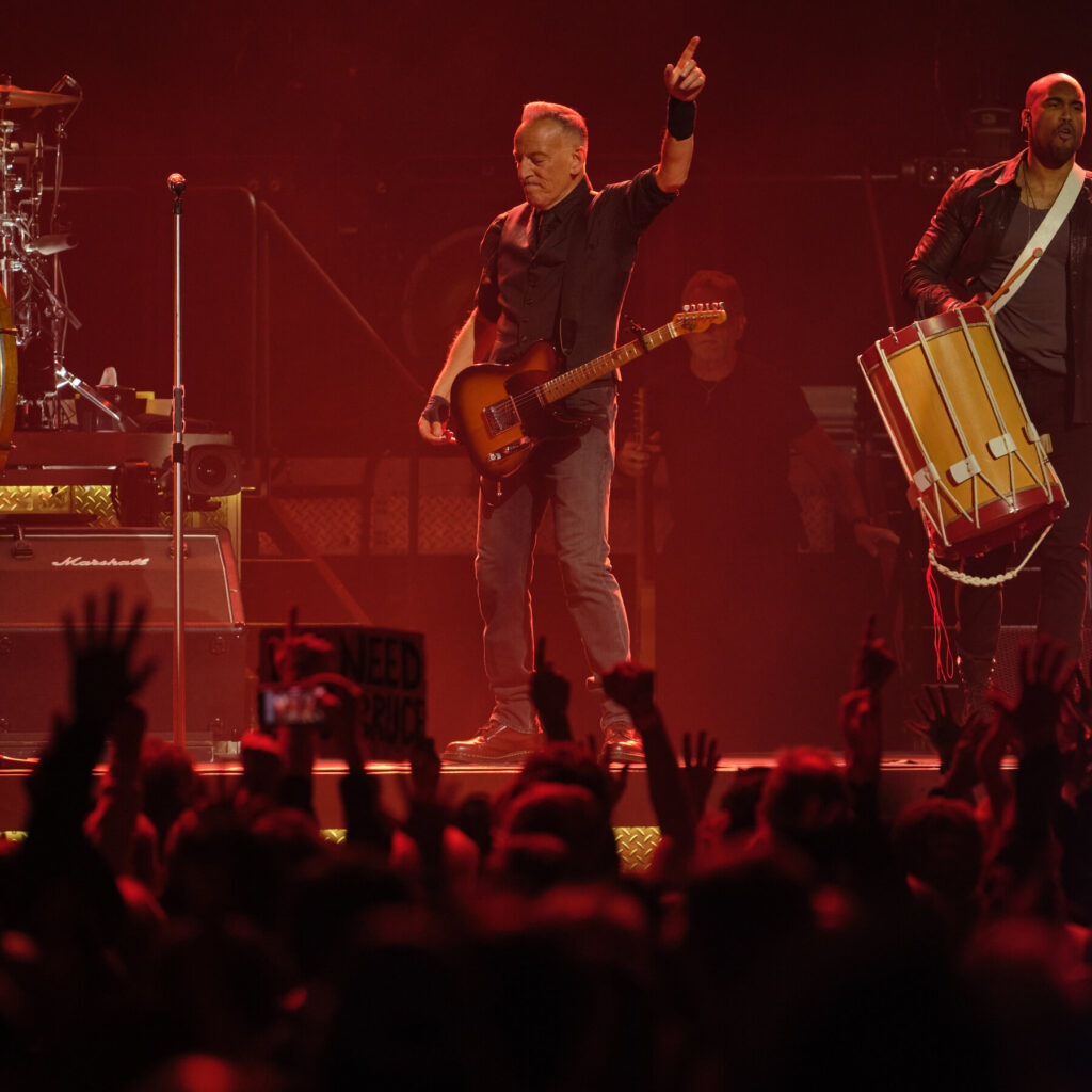 01cul-springsteen-01-tjql-mediumSquareAt3X.jpg