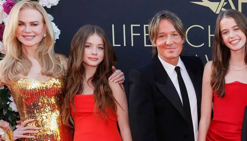 Sunday Rose Kidman-Urban Prom Photos: Nicole Kidman's Daughter Style