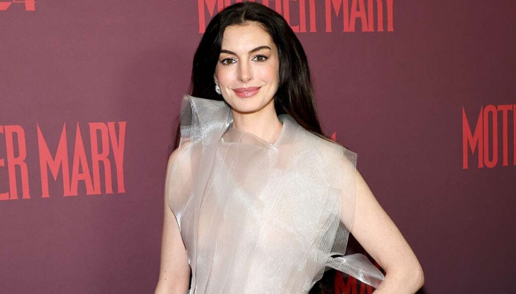 Anne Hathaway