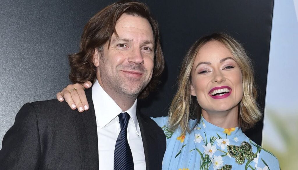 Jason Sudeikis Shares Relatable Dating Struggles & Co-Parenting Boundaries After Olivia Wilde Split Jason Sudeikis