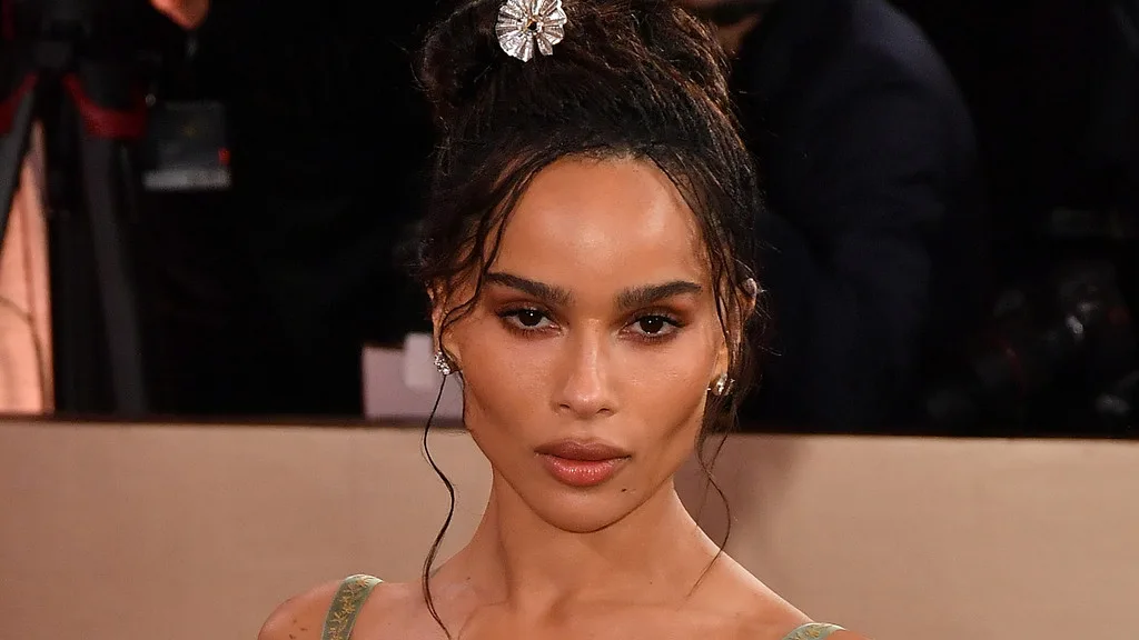 Zoe Kravitz Opens Up About Aging Fears and Why Growing Older Feels ‘Complex’