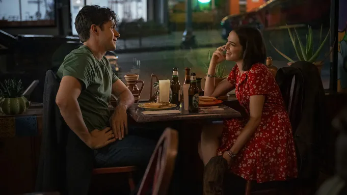 Zoey Deutch and Nick Robinson’s Real Friendship Fuels Chemistry in Netflix’s ‘Voicemails for Isabelle’