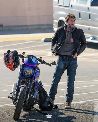 Keanu Reeves