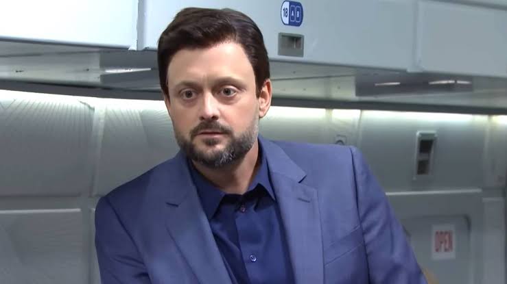 SNL Sparks Online Debate After Reposting Nate Bargatze Fourth of July Sketch