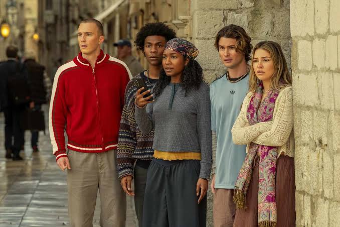 Drew Starkey Breaks Down Over ‘Outer Banks’ Finale