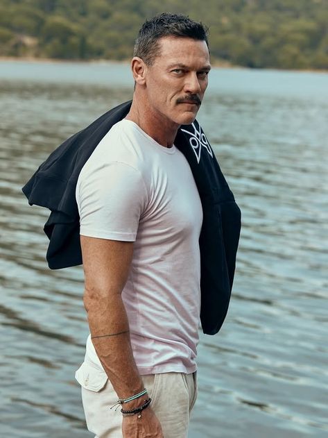 luke evans